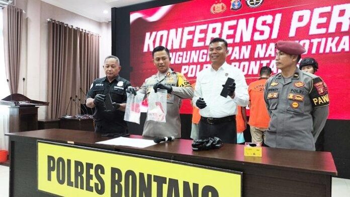 3 Pengedar Sabu Ditangkap, Polisi Amankan Barang Bukti Senilai Rp 385 Juta