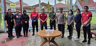 Cegah Peredaran Barang Terlarang, Lapas Perempuan Palu Bersama TNI_Polri Adakan Razia Gabungan