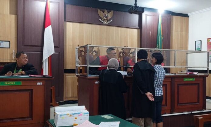 Sidang-perkara-penipuan-developer-Royal-City-Menganti-Gresik-di-Pengadilan-Negeri-(PN)-Gresik
