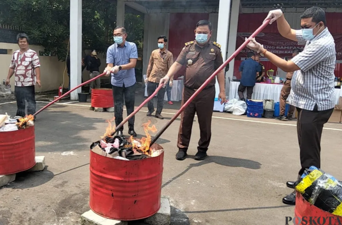 1 Kg Sabu dan Ganja Dimusnahkan Kejari Kabupaten Tangerang