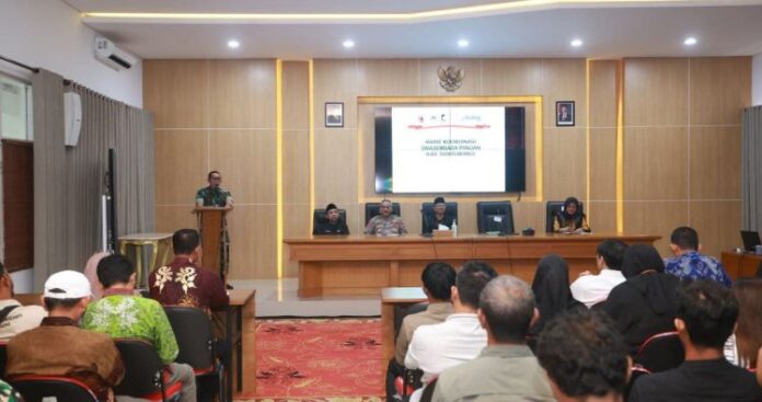 Dandim 0825_Banyuwangi Bersama Forkopimda Hadiri Rapat Koordinasi Swasembada Pangan
