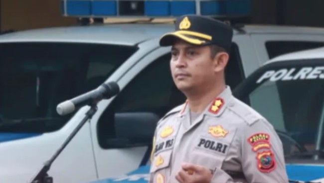 Kapolres-Ngada-AKBP-Fajar-Widyadharma-Lukman-Sumaatmaja