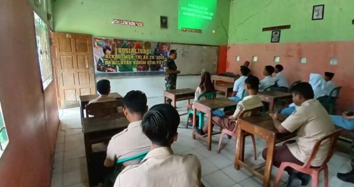 Koramil 16_Jaken Gelar Sosialisasi Rekrutmen TNI AD di MA Darul Ulum Mewujudkan Impian Generasi Muda Menjadi Prajurit