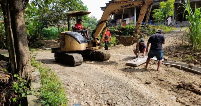 TMMD Kodim 0829_Bangkalan Terus Tingkatkan Pembangunan Drainase