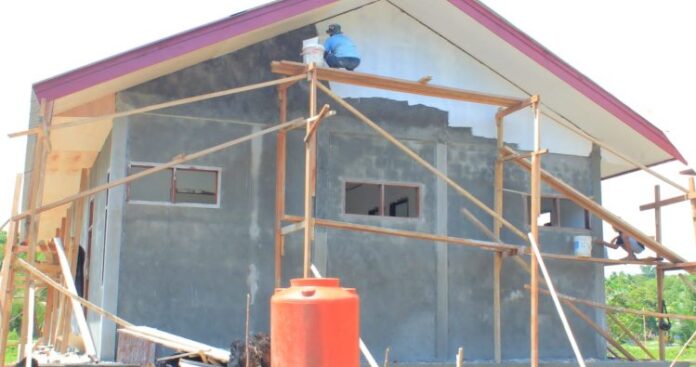 Warga Sambut Antusias Pembangunan Gereja di Lokasi TMMD Kampung Podena