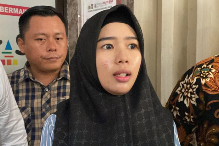 Alasan Eks Karyawan Jan Hwa Diana Enggan Minta Ijazah Langsung