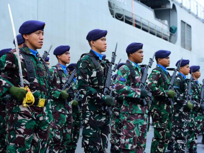 Kolinlamil menggelar upacara bendera 17-an yang dilaksanakan di Lapangan Moeljono Silam Mako Kolinlamil, Tanjung Priok