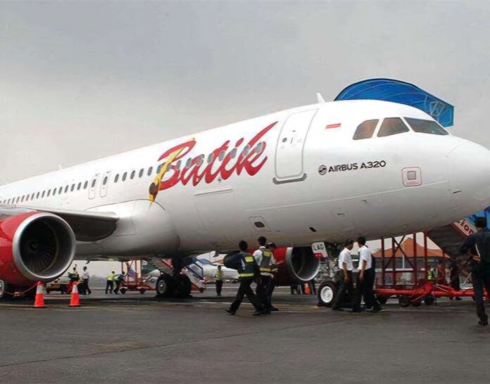 Maskapai Batik Air menurunkan salah satu penumpang perempuan yang melayangkan ancaman membawa bom