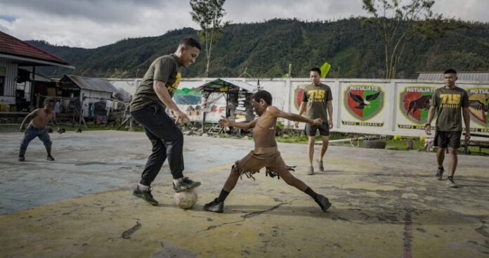 Kembangkan Bakat Anak Papua Sejak Dini