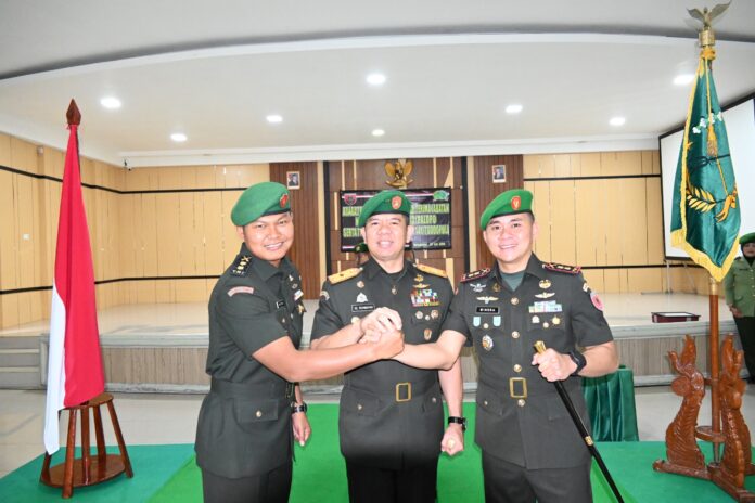 Danrem 141 Toddopuli Brigjen TNI Andre Clift Rumbayan memimpin langsung sertijab Dandim1403 Palopo