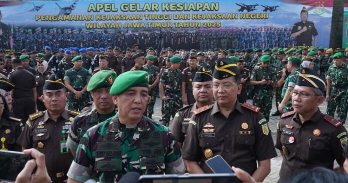 Kodam V_Brawijaya Siap Perkuat Pengamanan Kejaksaan se-Jatim