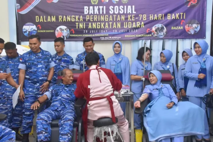 Lanud RHF dan Satuan Radar 213 Tanjungpinang melaksanakan kegiatan donor darah di UPD RSUD Raja Ahmad Tabib