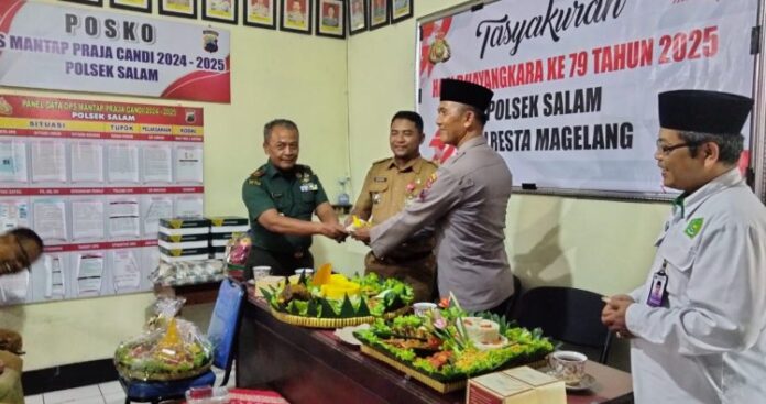 Polsek Dapat Kejutan dari Forkopimcam Salam
