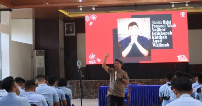Prajurit Bujangan Lanud Sultan Hasanuddin Ikuti Short Class Pra Nikah
