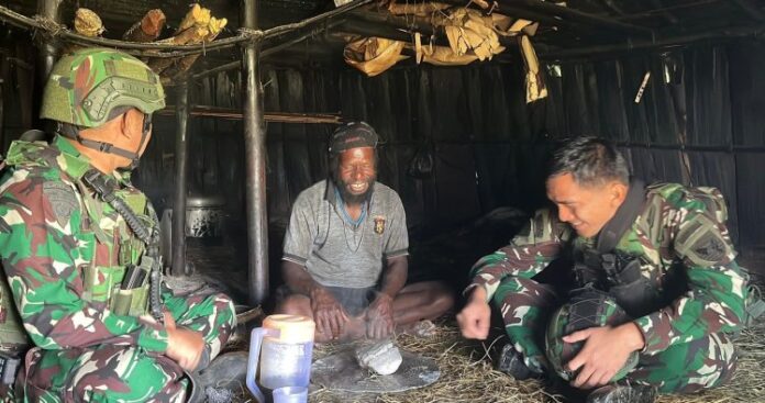 TNI Pererat Silaturahmi dengan Tokoh Papua