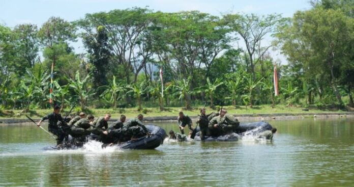 TNI–NLMC Latihan Small Boat di Super Garuda Shield